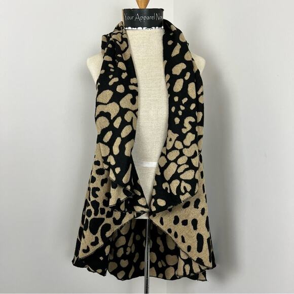 Women Tan & Black Leopard Animal Print Round Vest Reversible Soft Poncho Sz OS - Picture 14 of 14